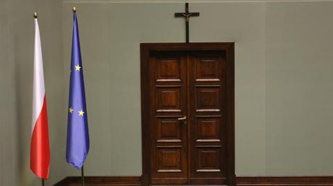 Posłowie RP domagają się usunięcia krzyża z Sejmu