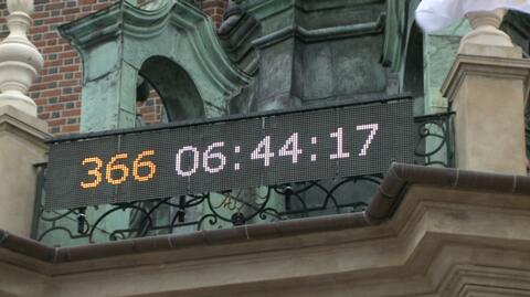 Zegar odmierza czas do rozpoczęcia Światowych Dni Młodziezy w Krakowie