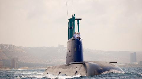 INS Rahav - izraelski okręt podwodny przypływa do kraju