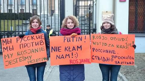 Rosjanka protestuje przed ambasadą swojego kraju. "Zarzucili mi, że zrobiono mi w Polsce pranie mózgu"
