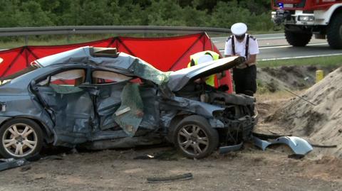 Tragiczny wypadek trzech pojazdów w miejscowości Ruda Maleniecka