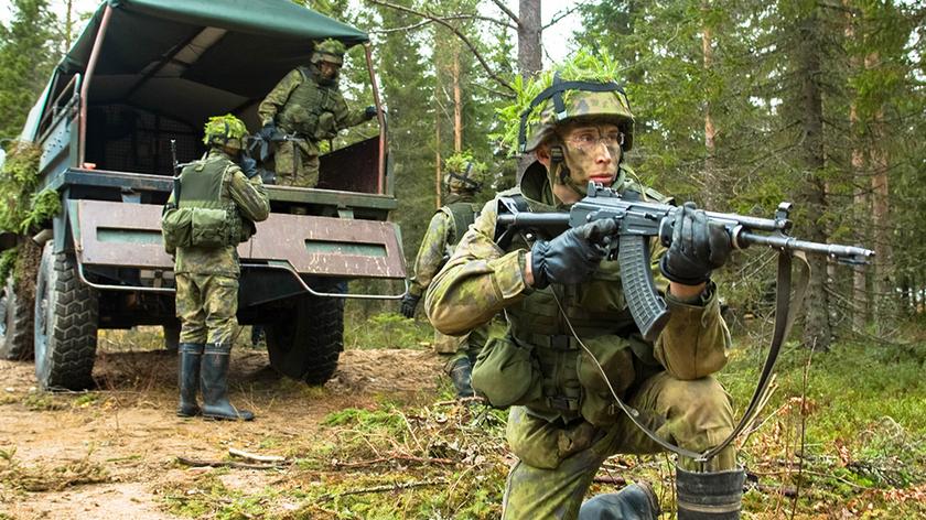 Fińskie wojsko ćwiczy operację desantową