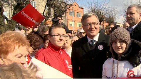 Komorowski bez zmian, Duda w górę