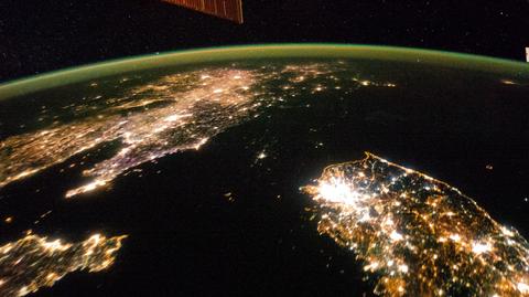 Czarna plama czyli Korea Północna. "Istotą społeczeństwa nie są krzykliwe światła"