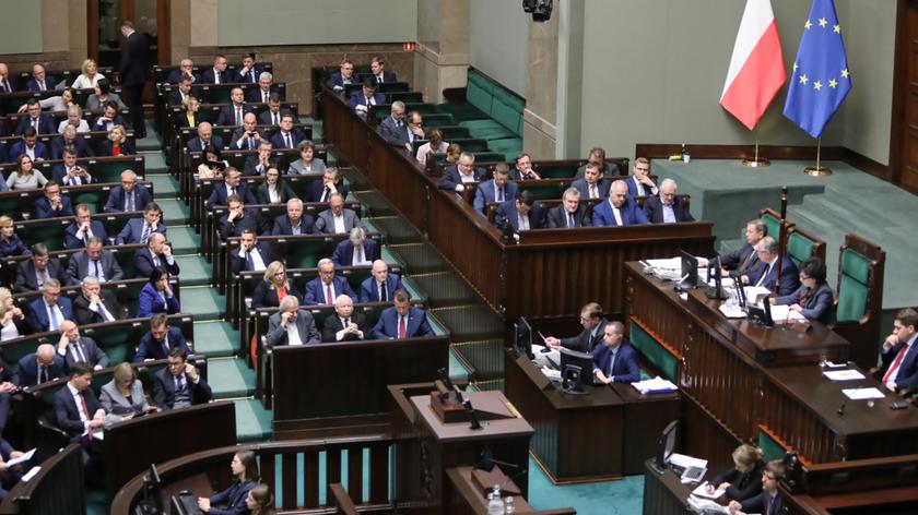 CIS: Kancelarię Sejmu wiąże postanowienie PUODO