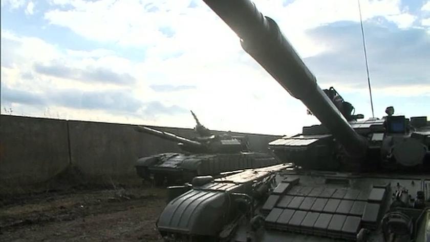 Czołgi, wozy bojowe, dodatkowe dywizje. Ukraina szykuje się na interwencję?
