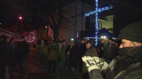 Demonstracja przed domem gen. Kiszczaka 