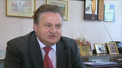 Dyrektor płockiego szpitala tłumaczy kiedy faktury staną się nieważne (TVN24)