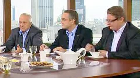 Dyskusja polityków dotycząca mandatu Ołdakowskiego w programie "Kawa na ławę"
