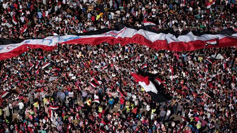 Egipt: armia stawia ultimatum