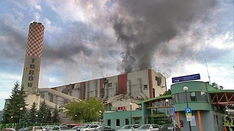 Gęsty dym nad elektrownią Turów 