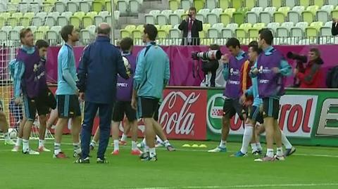 Hiszpanie trenują przed meczem z Włochami