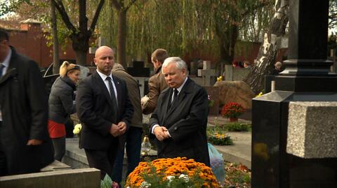 Jarosław Kaczyński odwiedził groby bliskich 