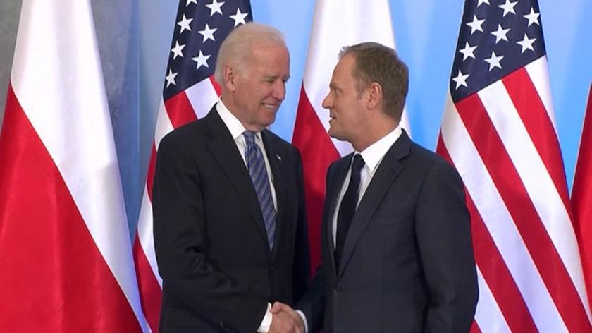 Joe Biden witany przez premiera Donalda Tuska 