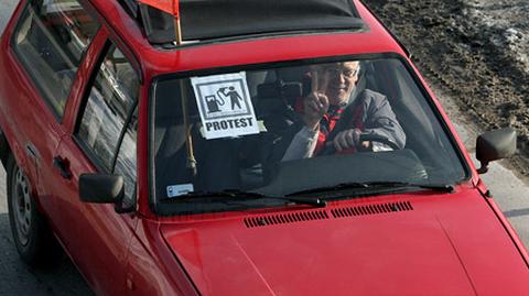 Kierowcy protestowali przeciwko wysokim cenom paliw (TVN24/ Fot. PAP/Grzegorz Michałowski)