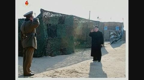 Kim Dzong Un na ćwiczeniach