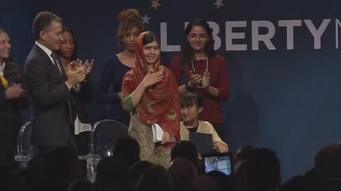 Malala do Baracka Obamy: zamiast broni wyślij na Bliski Wschód książki