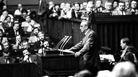 Mazowiecki premierem pierwszego niekomunistycznego rządu