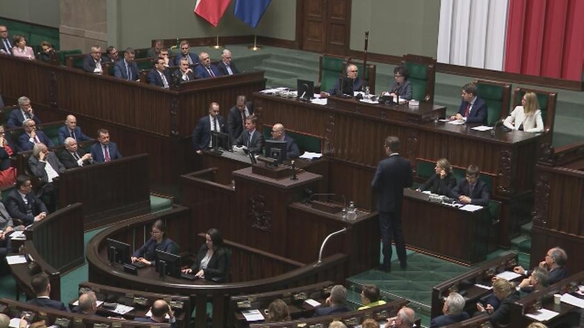 Michał Szczerba miał problemy z czytnikiem przy głosowaniu nad kandydaturą Krystyny Pawłowicz do TK