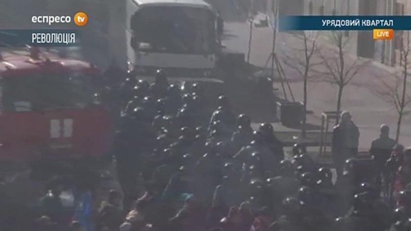 Milicja na ulicach Kijowa 