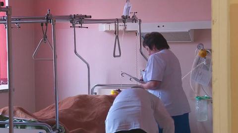 O stanie rannych mówi ordynator oddziału w lubińskim ZOZ (TVN24)