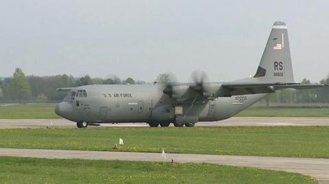 Pierwszy samolot z żołnierzami US Army w Polsce