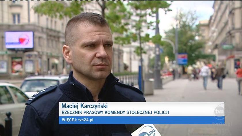 Policja bada zdarzenia pod Sejmem (TVN24)