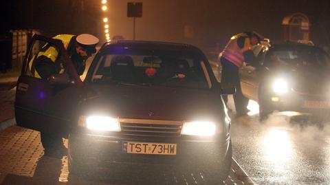 Policja poszukuje zbiegłych aresztantów (PAP/Piotr Polak)