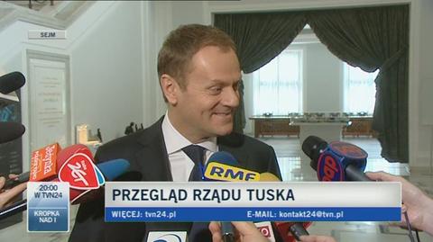 Premier mówi o sondażach i szeroko się uśmiecha