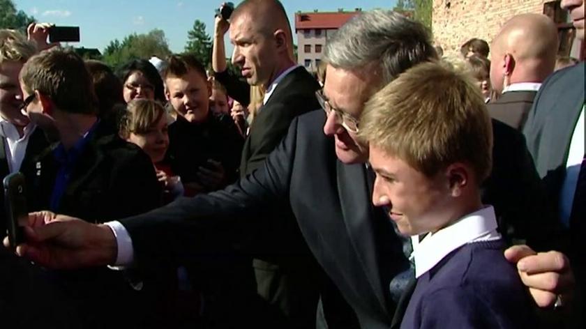 Prezydent uległ nowej modzie?