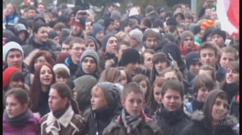 Protest przeciwko ACTA w Kielcach. Zadyma w centrum miasta (echodnia.eu)