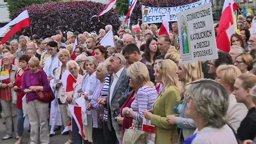 Protesty przeciwko "Golgota Picnic" w Bydgoszczy