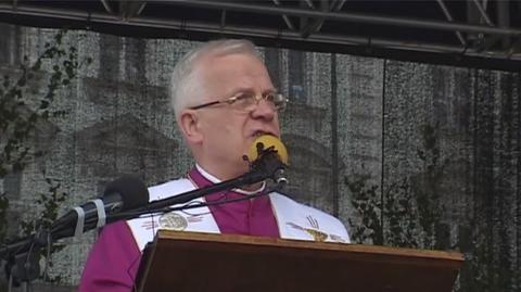 Przewodniczący Konferencji Episkopatu Polski, metropolita przemyski, abp Józef Michalik: Naród jest dzielony na partie