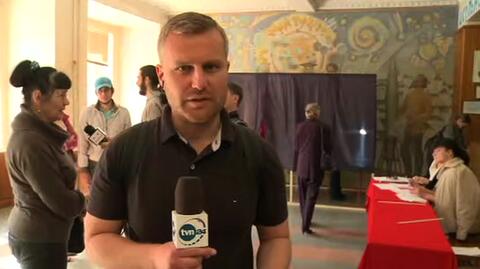 Reporter TVN24 o lokalu wyborczym w Doniecku