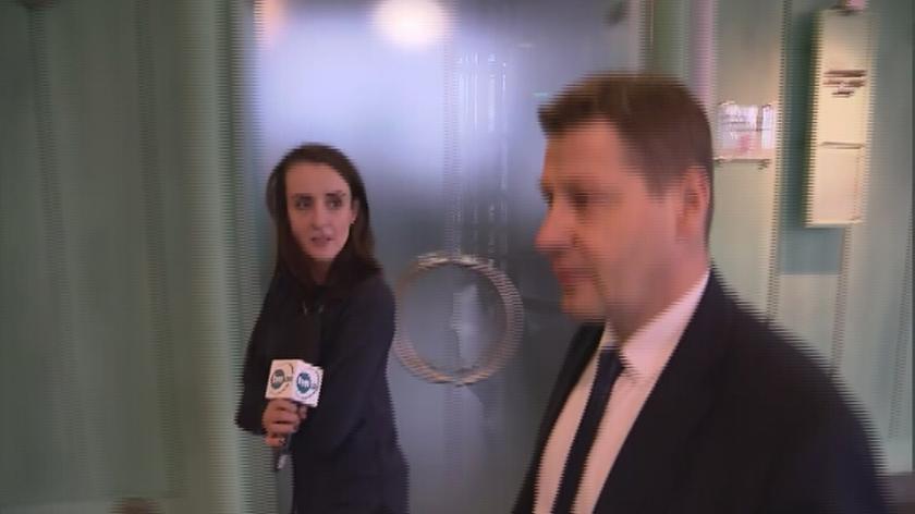 Reporterka TVN24 pyta rzecznika dyscyplinarnego. "Nie godzi się napadać na kogoś z kamerą tuż po wyjściu z sali sądowej"