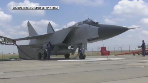 Rosyjski myśliwiec MiG-31 uzbrojony w pocisk rakietowy o prędkości hiperdźwiękowej, Kinżał 