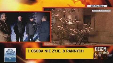 Rozmowa reportera TVN24 z mieszkańcami osiedla