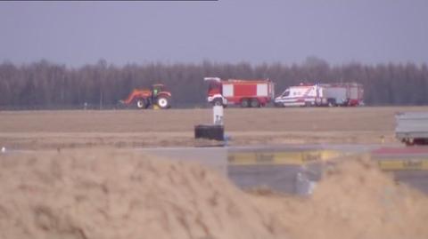 Samolot spalił paliwo przed lądowaniem (TVN24)