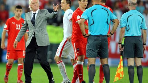 Sędzia Howard Webb raczej nie poniesie większych konsekwencji swojej decyzji (TVN24, foto: PAP)