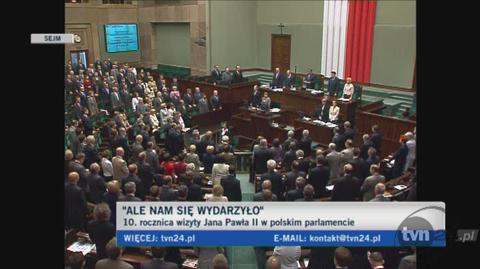 Sejm przyjmuje uchwałę