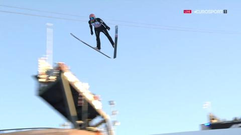 Skok Dawida Kubackiego z 1. serii konkursu w Garmisch-Partenkirchen