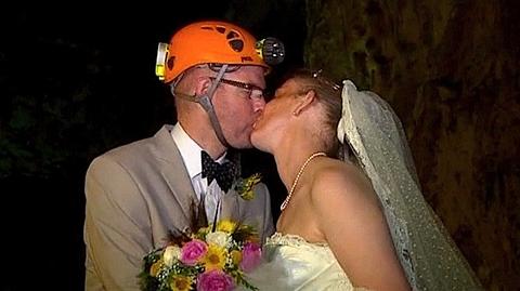 Ślub w jaskini