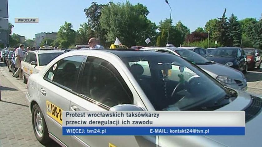 Taksówkarze protestowali we Wrocławiu (TVN24)