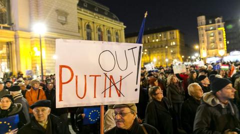 Tysiące Węgrów protestowało wczoraj w Budapeszcie przeciwko wizycie Władimira Putina