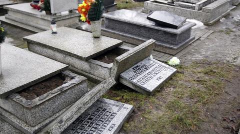 Wandale zdewastowali cmentarz w Katowicach