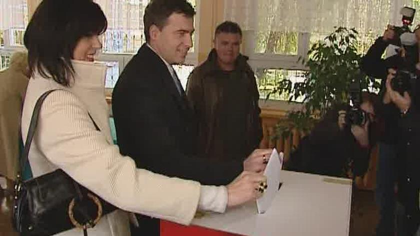 Wojciech Olejniczak z żoną głosowali w rodzinnej Łodzi
