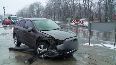 Wypadek w Tarnowie - cztery osoby trafiły do szpitala