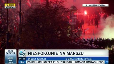 Z miejsca bijatyki w centrum Warszawy - reporter TVN24