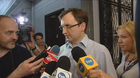 Zbigniew Ziobro komentuje zarzuty PO (TVN24)