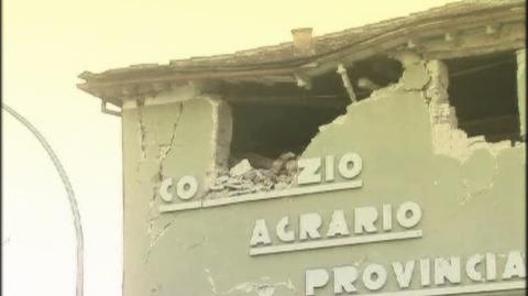 Zniszczenia w rejonie Abruzji (TVN24)